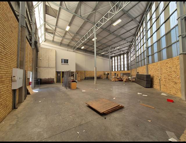 609M² WAREHOUSE TO LET IN LINBRO PARK